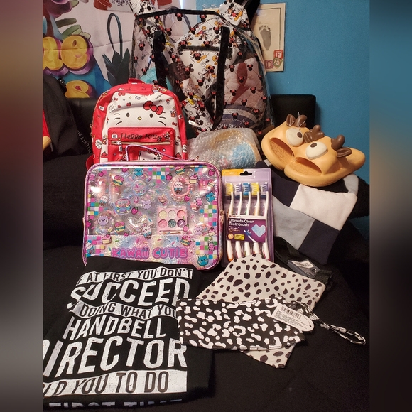 ๐น Mother's Day MEGA Raffle ๐คฑ๐ผ (BUY NOW ENTRY) - Picture 6 of 7